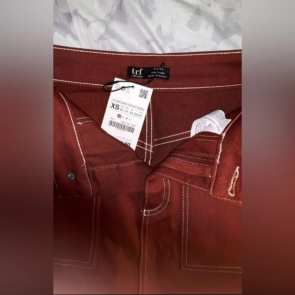ZARA BURGUNDY MINI SKIRT - Picture 4 of 5